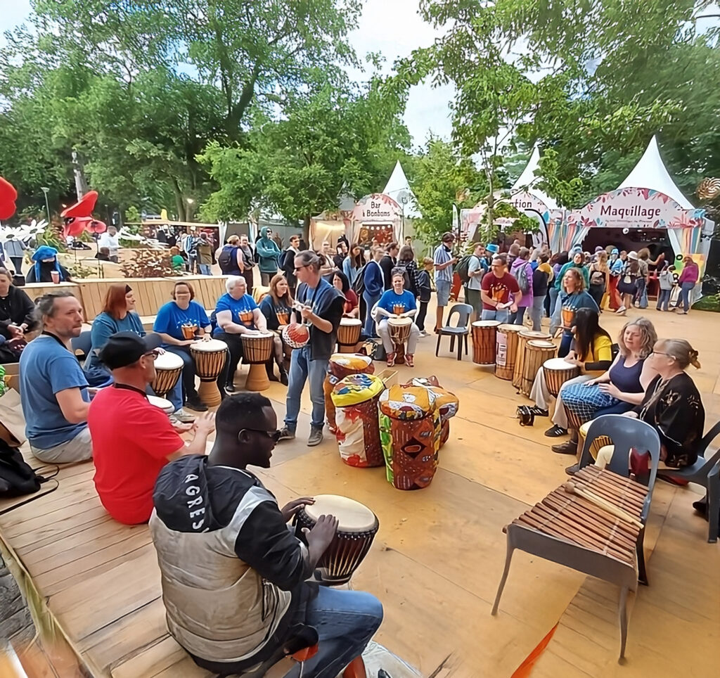 Groupe Percu’T, projet de percussions porté par des habitants à la Maison des Familles